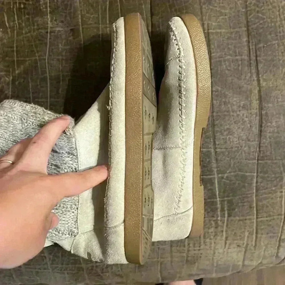 Toms Nepal Suede/Knit Upper Faux Fur Pull On Boots Size 7 - Picture 9 of 10